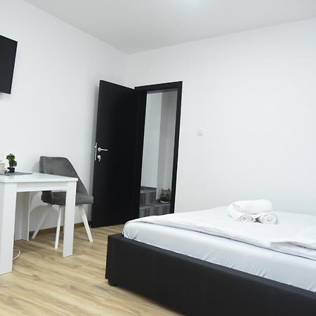 Restoran,,Vuk,, Trsic Bed & Breakfast エクステリア 写真