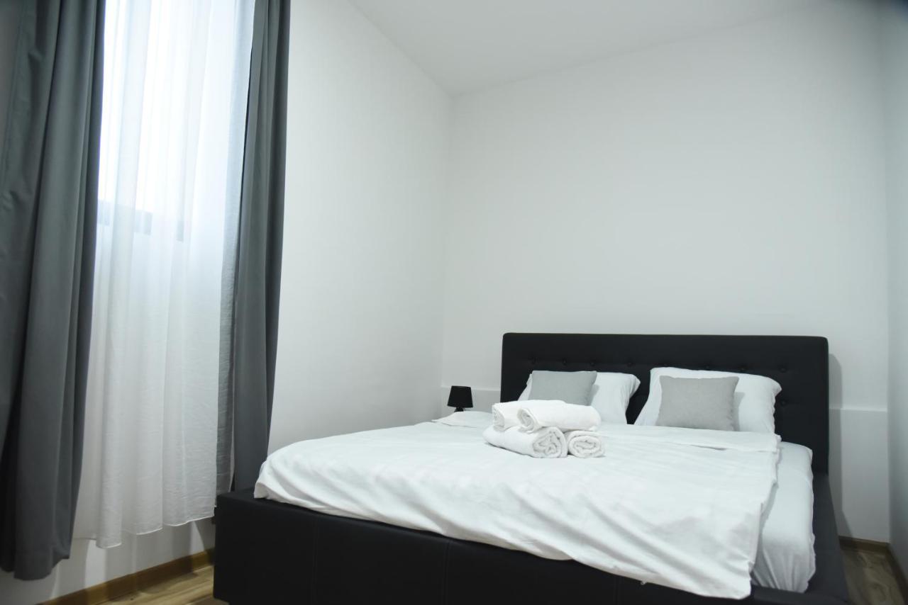 Restoran,,Vuk,, Trsic Bed & Breakfast エクステリア 写真