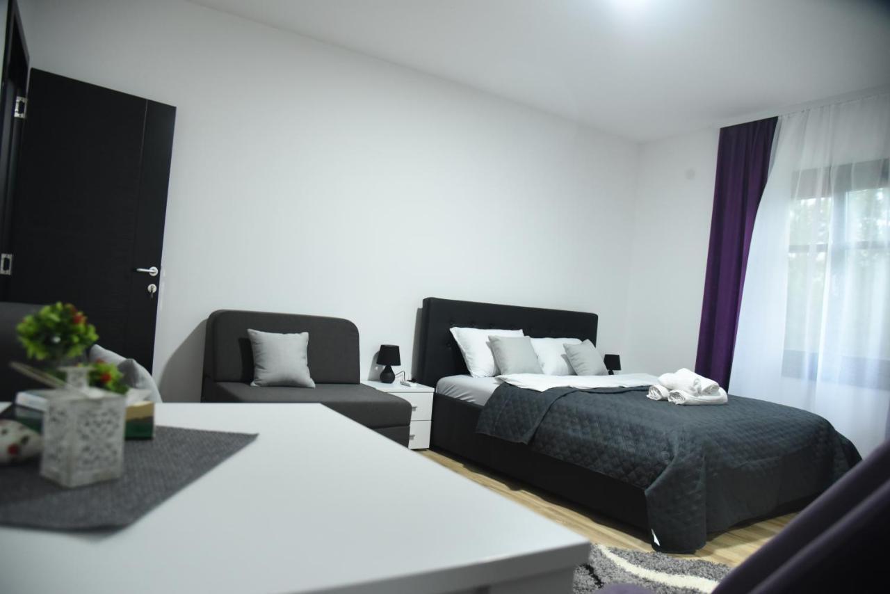 Restoran,,Vuk,, Trsic Bed & Breakfast エクステリア 写真